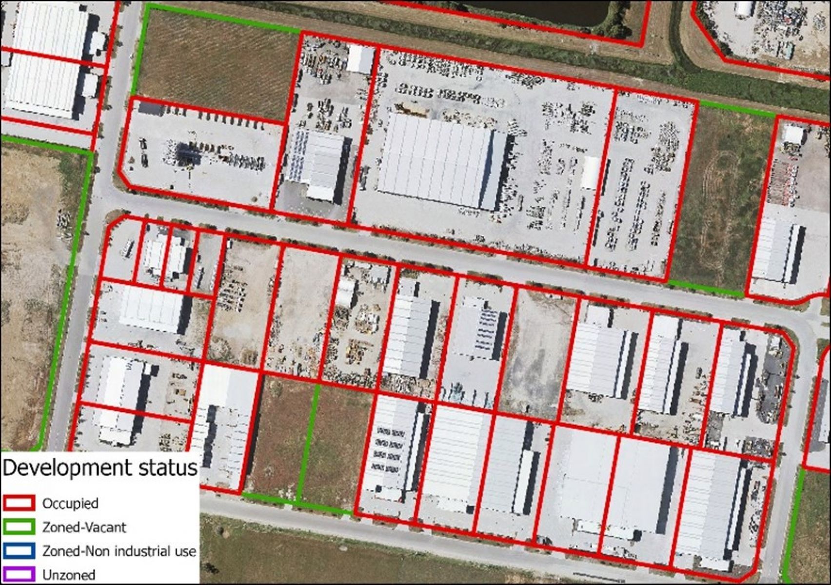 Figure 2: Parcels of non-industrial use, vacant and occupied industrial land. Image shows examples of non-industrial use that include single dwellings on large lots.