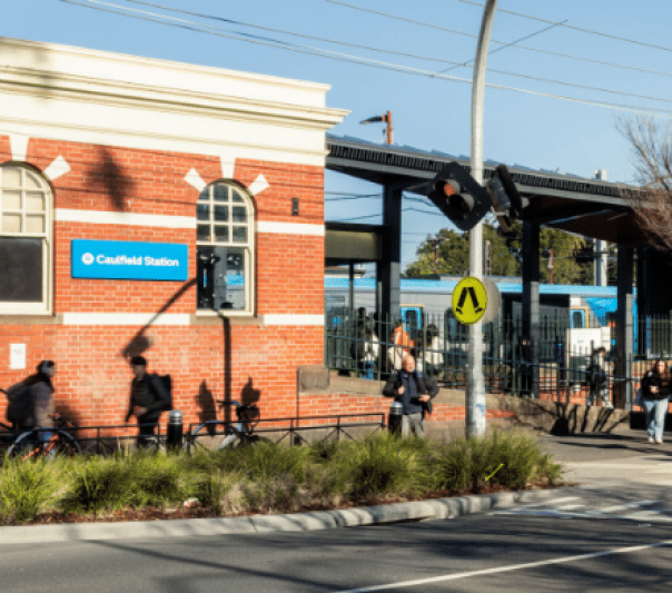 Photo showing Caulfield train station on a sunny day